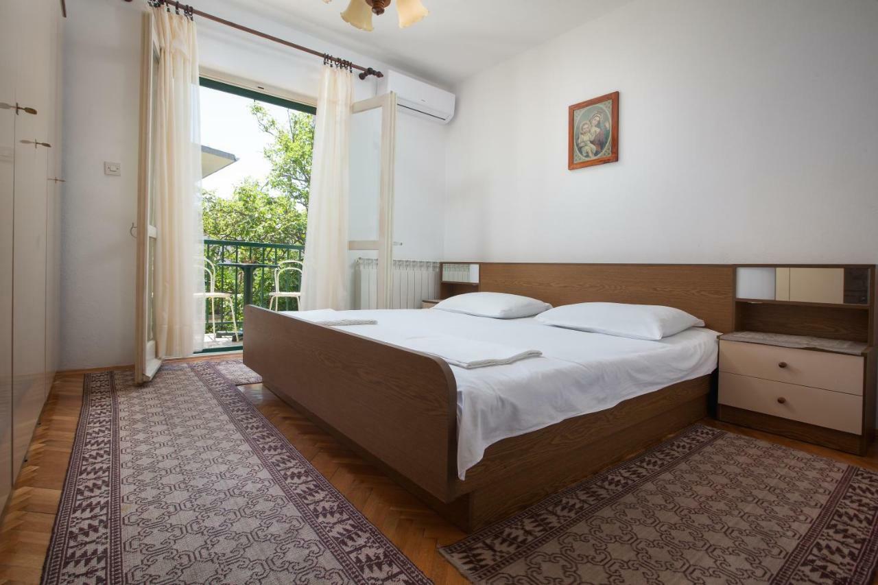 Penzión pre hostí Sobe Zlata 3*